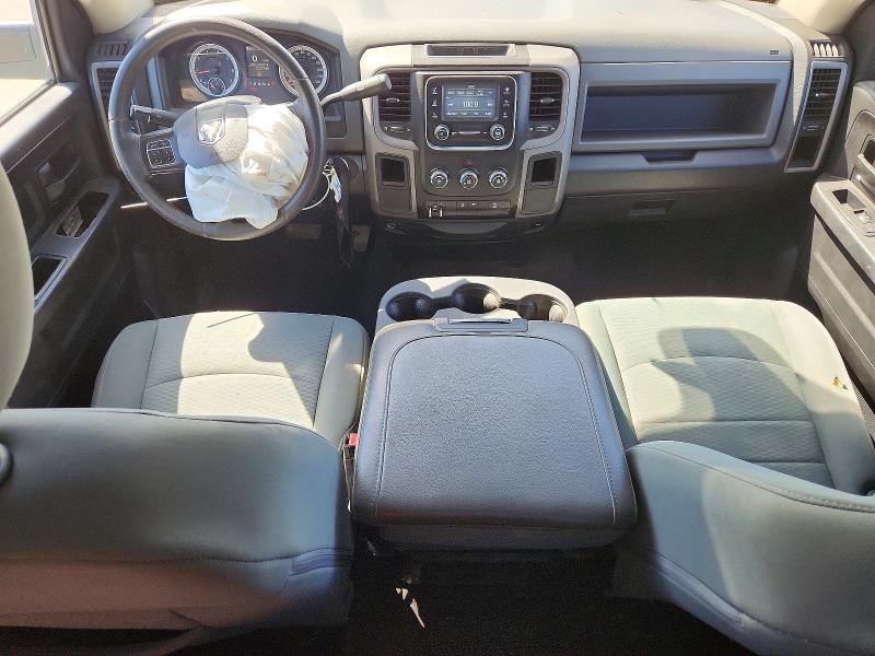 54715176 :رقم المزاد ، 3C6UR4HJXHG656958 vin ، 2017 Ram 2500 مزاد بيع