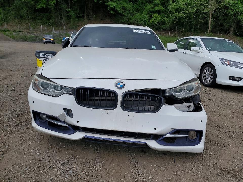 53394226 :رقم المزاد ، WBA3C3G59ENR25908 vin ، 2014 Bmw 320 مزاد بيع