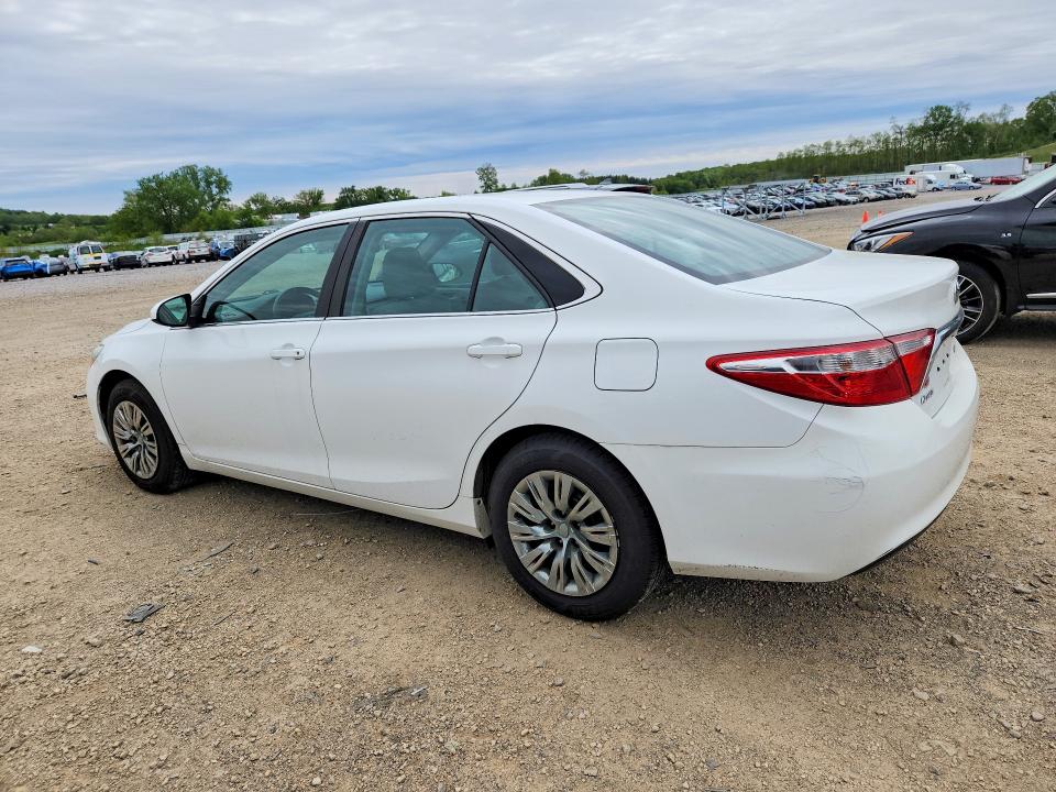 54297546 :رقم المزاد ، 4T1BF1FK8FU985425 vin ، 2015 Toyota Camry مزاد بيع