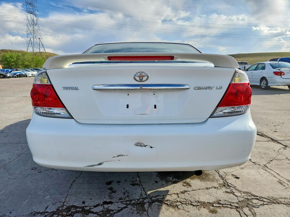 Продажа на аукционе авто 2005 Toyota Camry, vin: 4T1BE32K15U628607, номер лота: 52738416