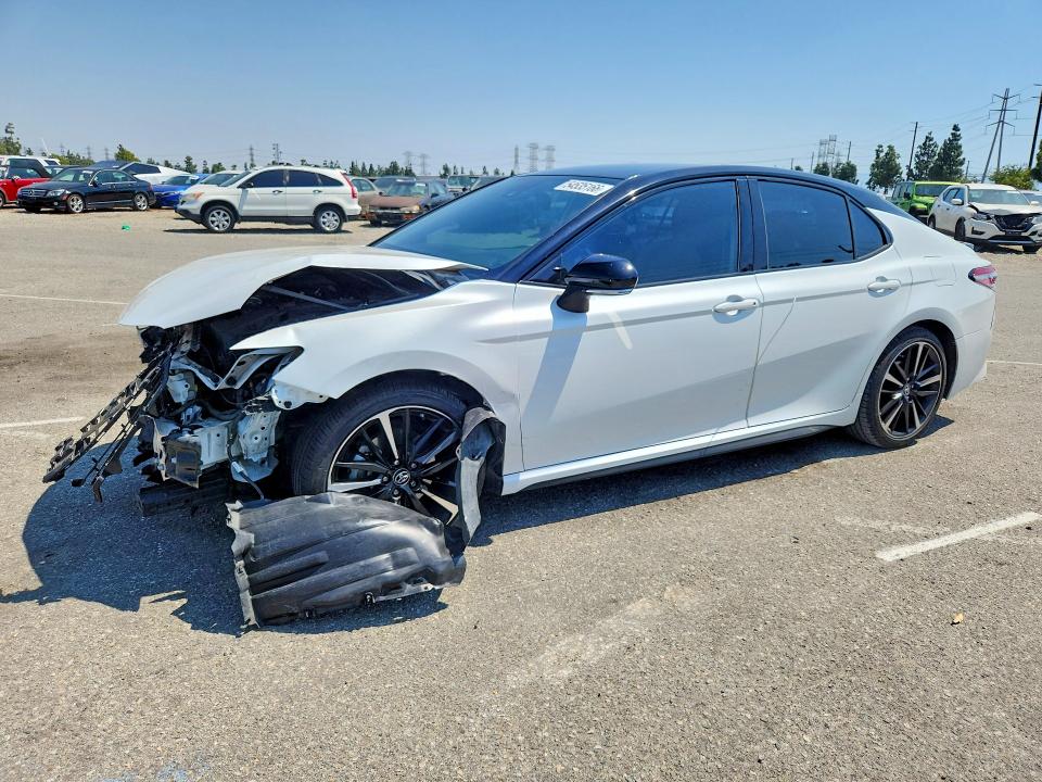 Auction sale of the 2019 Toyota Camry, vin: 4T1B61HK3KU208254, lot number: 54535166