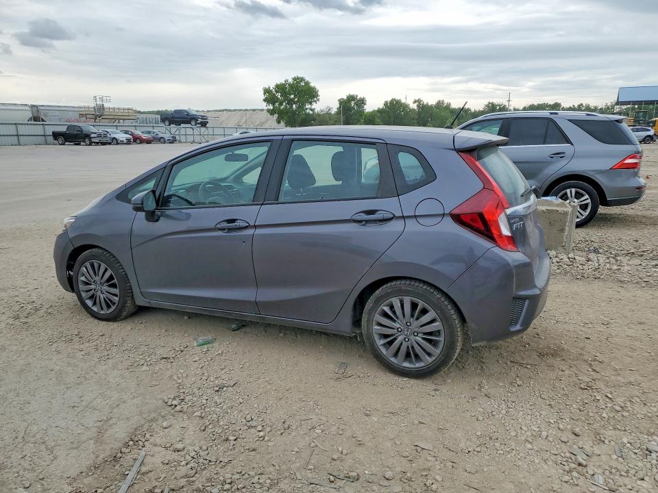 Продажа на аукционе авто 2015 Honda Fit, vin: 3HGGK5H88FM726194, номер лота: 52307206