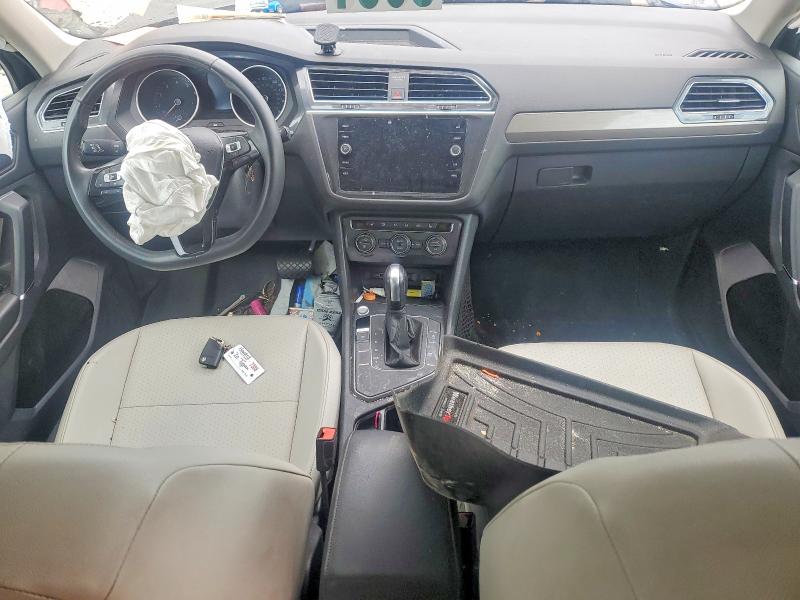54239756 :رقم المزاد ، 3VV3B7AX2LM089083 vin ، 2020 Volkswagen Tiguan مزاد بيع