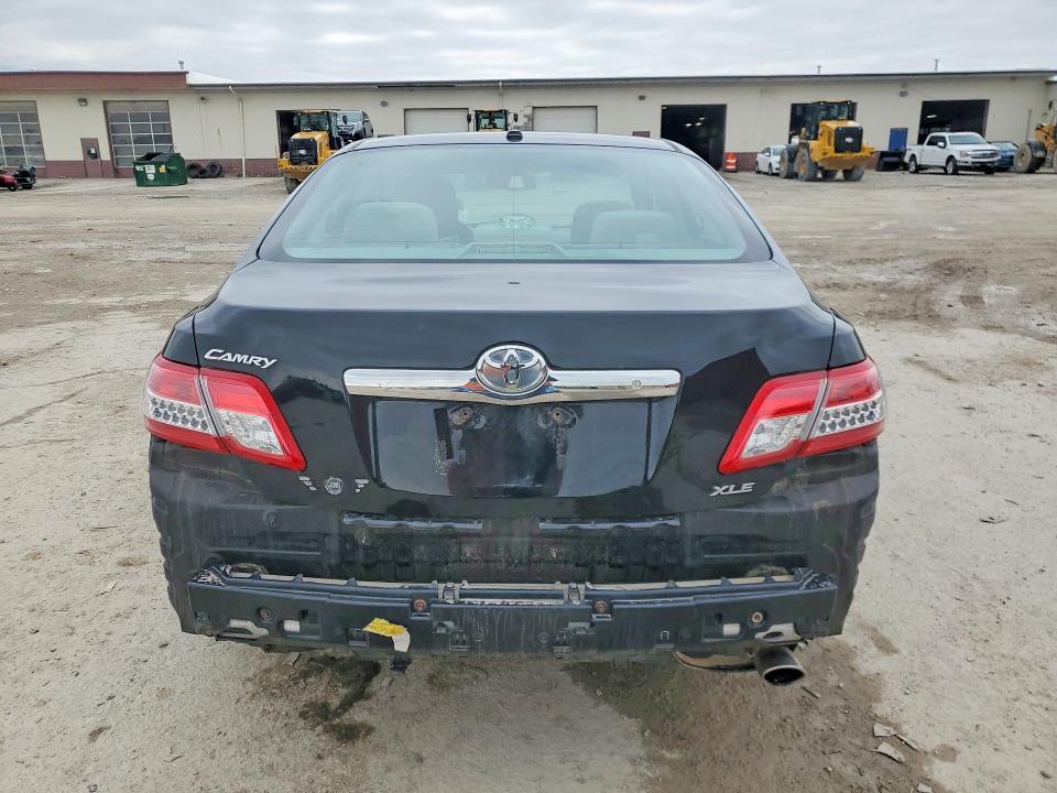 53617636 :رقم المزاد ، 4T1BF3EK9BU147251 vin ، 2011 Toyota Camry مزاد بيع