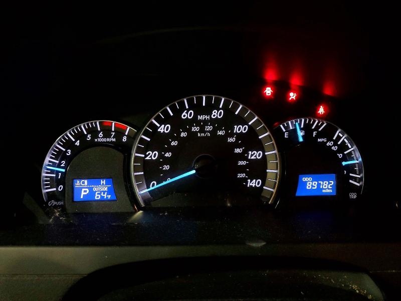 53753596 :رقم المزاد ، 4T1BF1FK6CU567473 vin ، 2012 Toyota Camry مزاد بيع