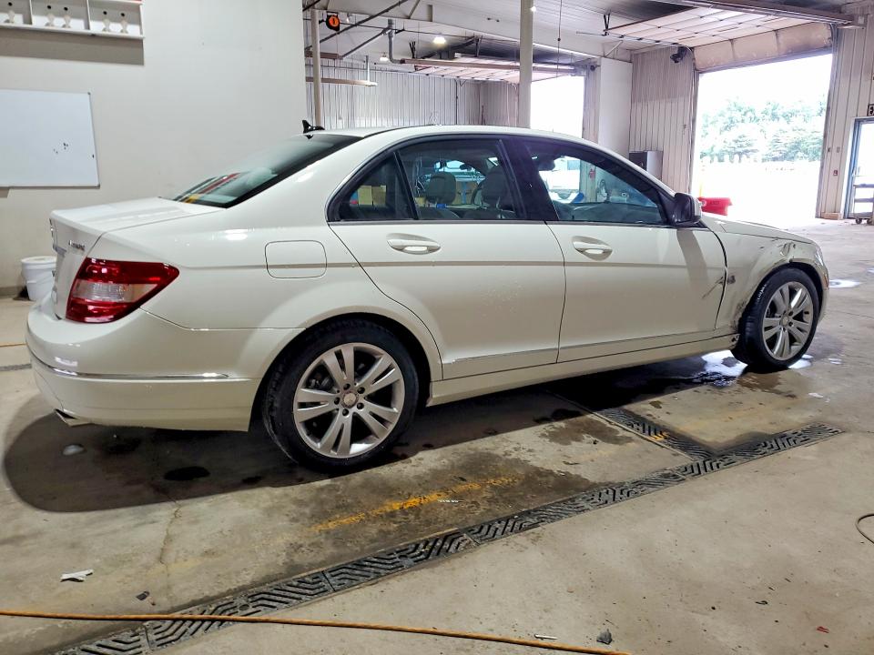 54474546 :رقم المزاد ، WDDGF81X89F207162 vin ، 2009 Mercedes-benz C مزاد بيع