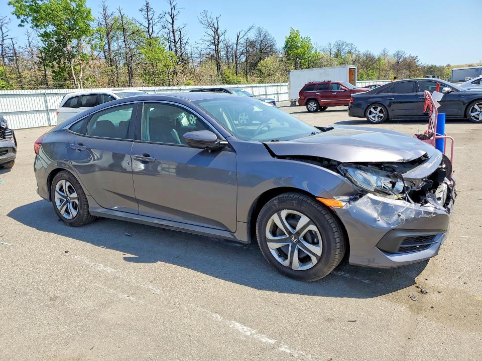 54001206 :رقم المزاد ، 19XFC2F51JE202080 vin ، 2018 Honda Civic مزاد بيع