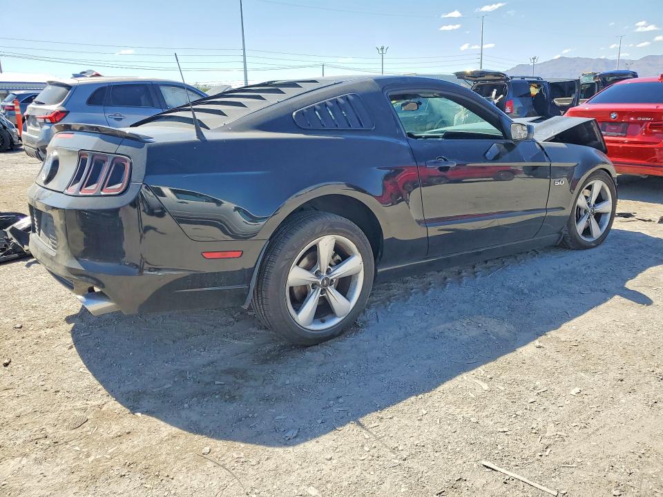 55111206 :رقم المزاد ، 1ZVBP8CF6D5232532 vin ، 2013 Ford Mustang مزاد بيع