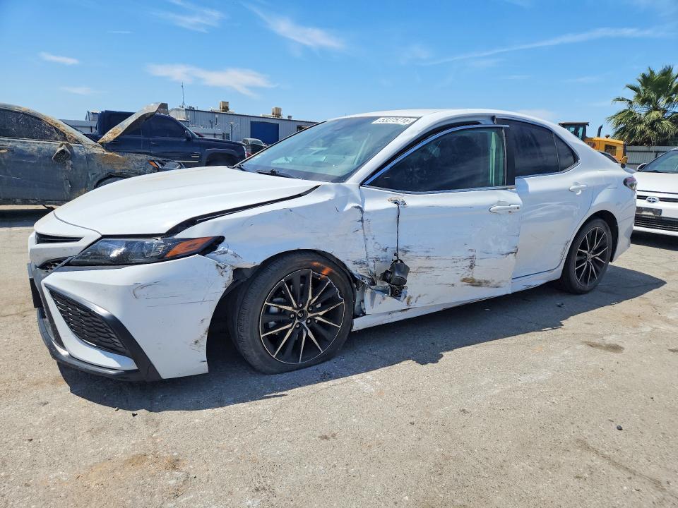 Продаж на аукціоні авто 2023 Toyota Camry, vin: 4T1G11AK0PU789329, номер лоту: 53275716