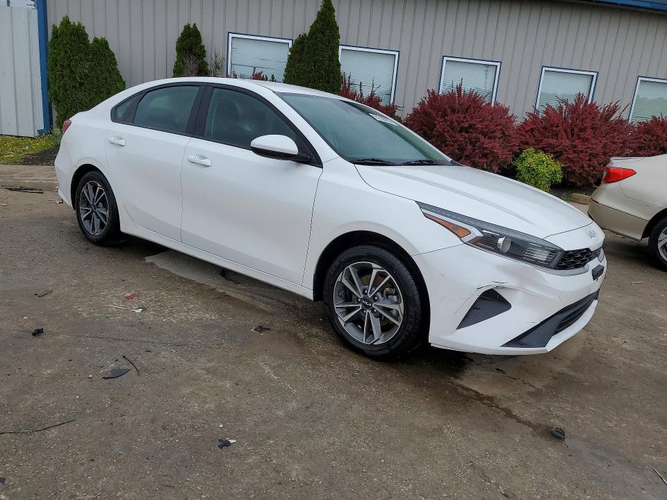 Продажа на аукционе авто 2022 Kia Forte, vin: 3KPF24AD7NE466438, номер лота: 51700296