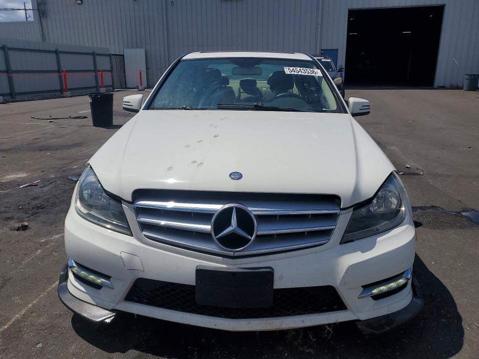 54543536 :رقم المزاد ، WDDGF8BBXCR239684 vin ، 2012 Mercedes-benz C مزاد بيع