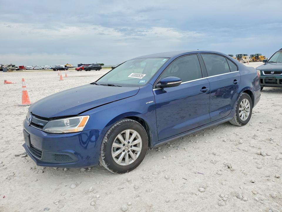 2013 Volkswagen Jetta მანქანა იყიდება აუქციონზე, vin: 3VW637AJXDM253215, აუქციონის ნომერი: 53000526
