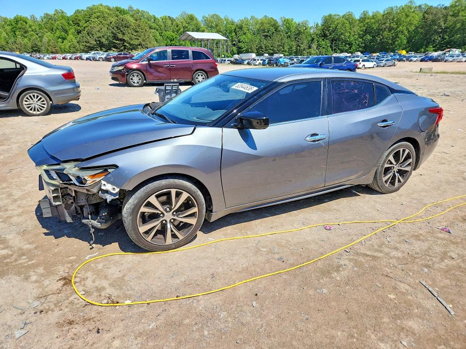 52644636 :رقم المزاد ، 1N4AA6AP5JC401260 vin ، 2018 Nissan Maxima مزاد بيع