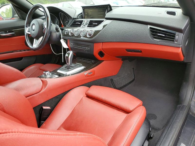 52436336 :رقم المزاد ، WBALL5C58GP557875 vin ، 2016 Bmw Z4 مزاد بيع