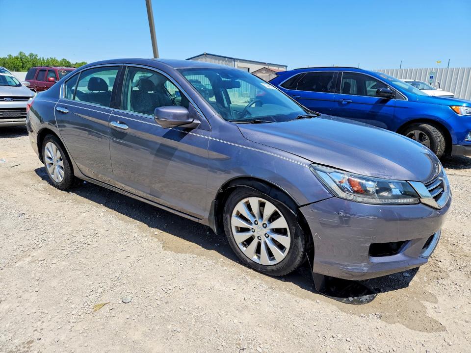 2015 Honda Accord მანქანა იყიდება აუქციონზე, vin: 1HGCR2F83FA155013, აუქციონის ნომერი: 53020636