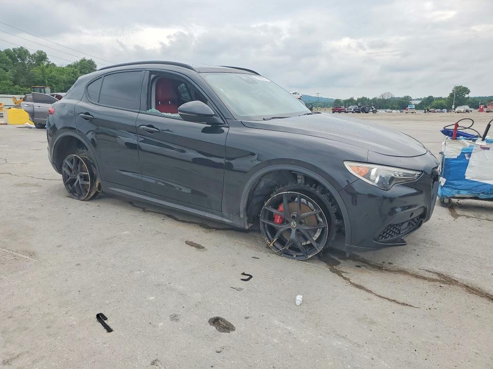 2018 Alfa Romeo Stelvio მანქანა იყიდება აუქციონზე, vin: ZASFAKPN6J7B81870, აუქციონის ნომერი: 55576216
