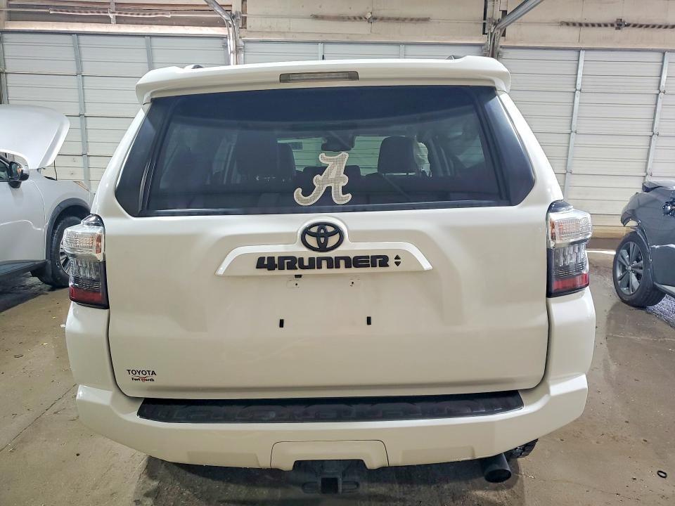 Aukcja sprzedaży 2021 Toyota 4runner, vin: JTENU5JRXM5869262, numer aukcji: 55282096