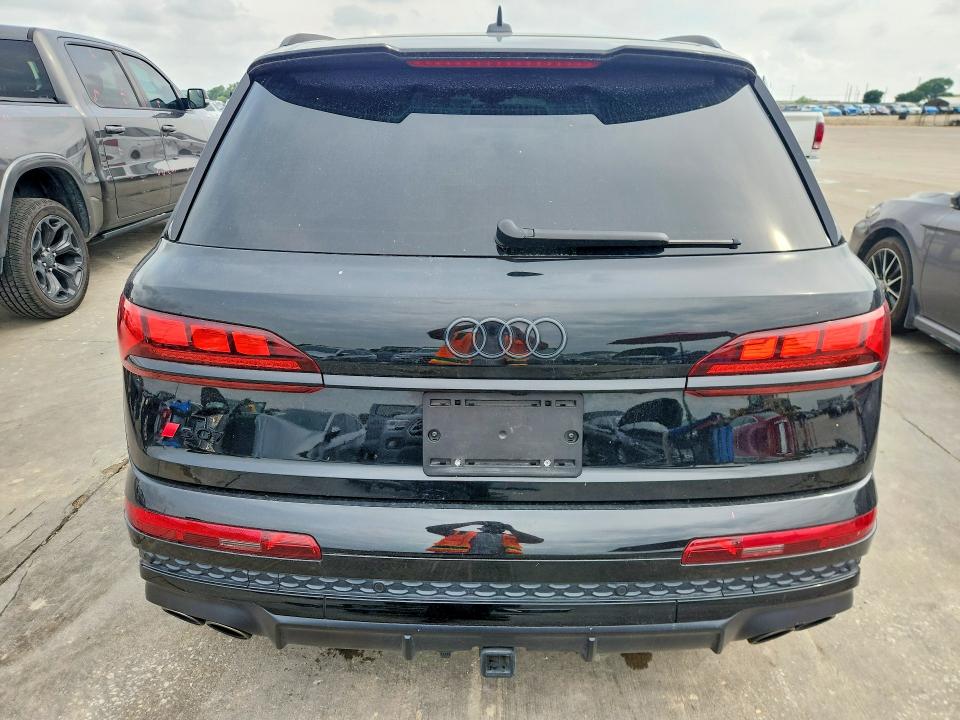 54523336 :رقم المزاد ، WA1VWBF77SD012155 vin ، 2025 Audi Sq7 مزاد بيع
