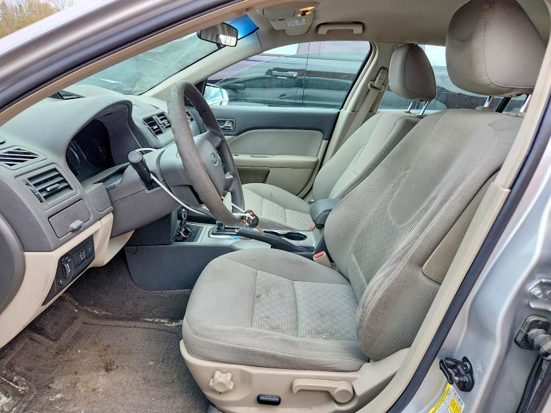 52448536 :رقم المزاد ، 3FAHP0HA6AR270272 vin ، 2010 Ford Fusion مزاد بيع