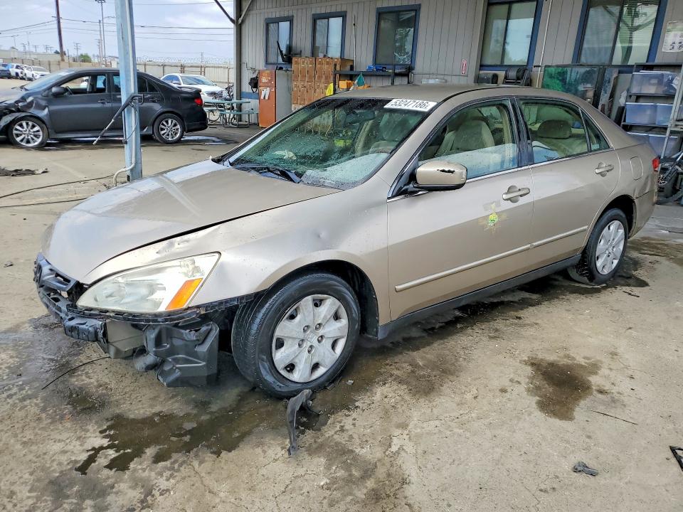 53247186 :رقم المزاد ، JHMCM56393C042474 vin ، 2003 Honda Accord مزاد بيع