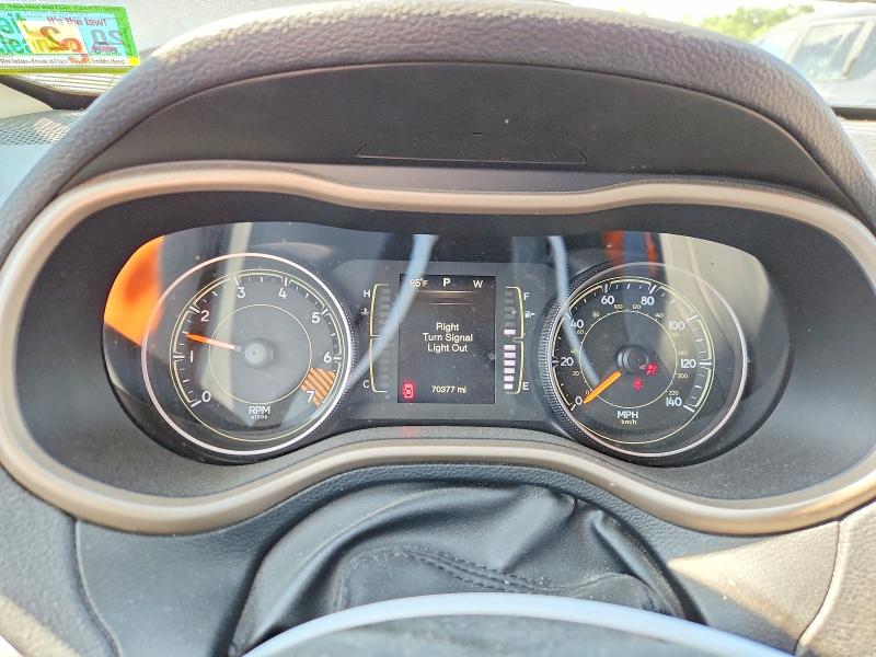 Продаж на аукціоні авто 2015 Jeep Cherokee, vin: 1C4PJMCB1FW589405, номер лоту: 55529696