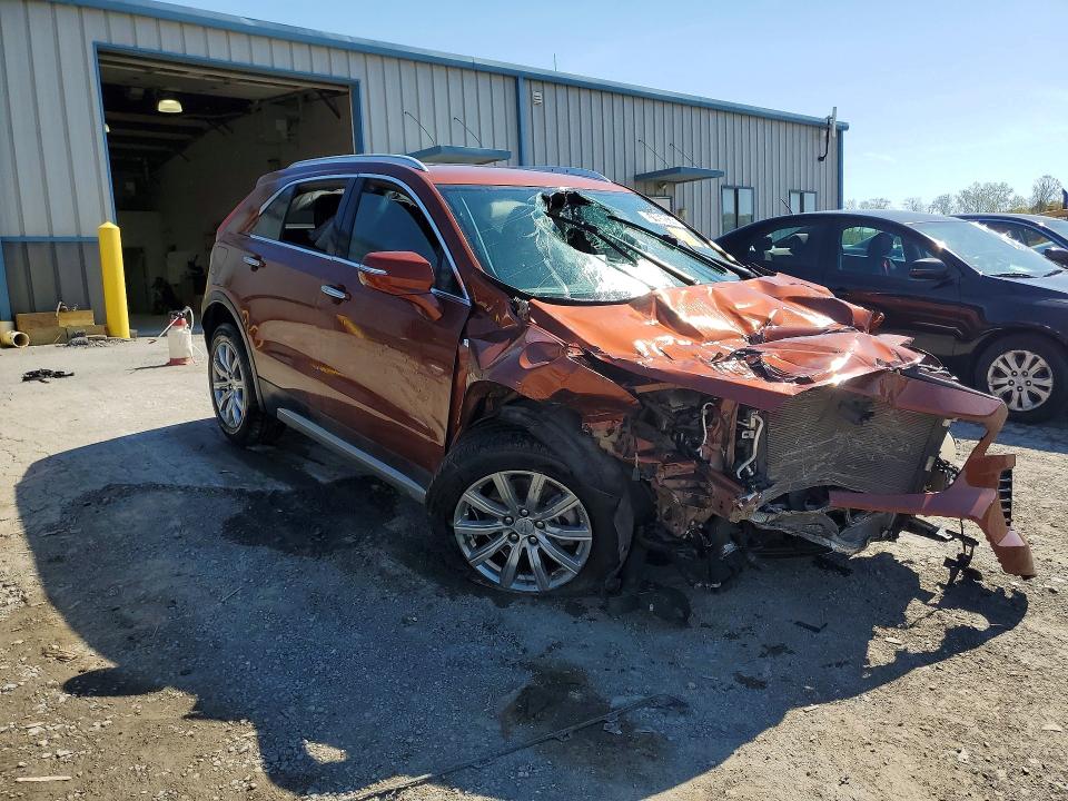 51659376 :رقم المزاد ، 1GYFZDR45MF003793 vin ، 2021 Cadillac Xt4 مزاد بيع