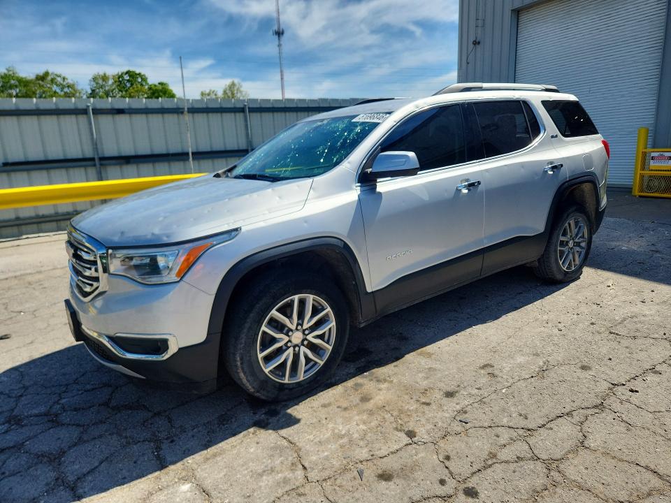 51696846 :رقم المزاد ، 1GKKNLLA9JZ137519 vin ، 2018 Gmc Acadia مزاد بيع