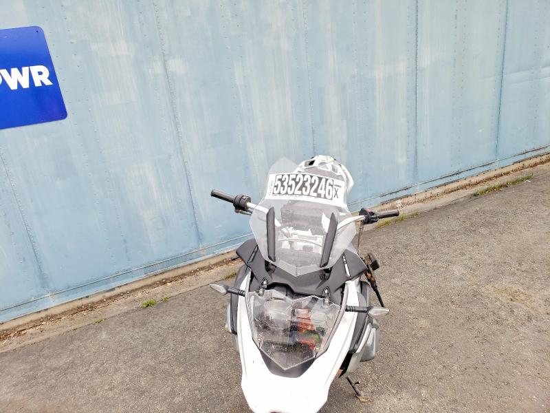 53523246 :رقم المزاد ، WB10M0302M6D72717 vin ، 2021 Bmw R 1250 مزاد بيع