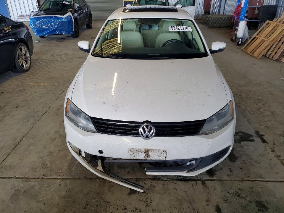 52421376 :رقم المزاد ، 3VWDP7AJ8CM420729 vin ، 2012 Volkswagen Jetta مزاد بيع