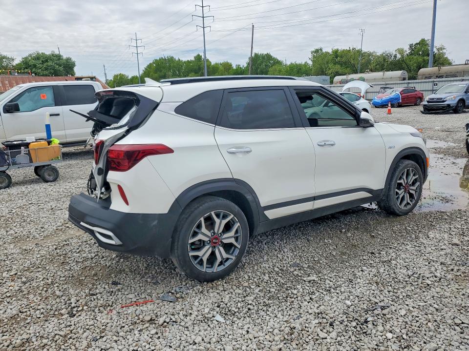 Продажа на аукционе авто 2021 Kia Seltos, vin: KNDETCA28M7116722, номер лота: 52812136