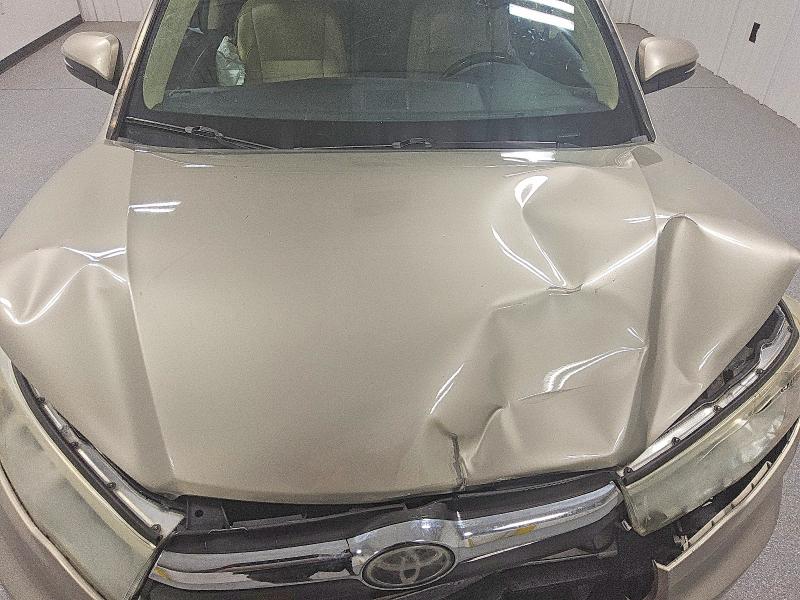 51300116 :رقم المزاد ، 5TDDKRFH2ES066096 vin ، 2014 Toyota Highlander مزاد بيع