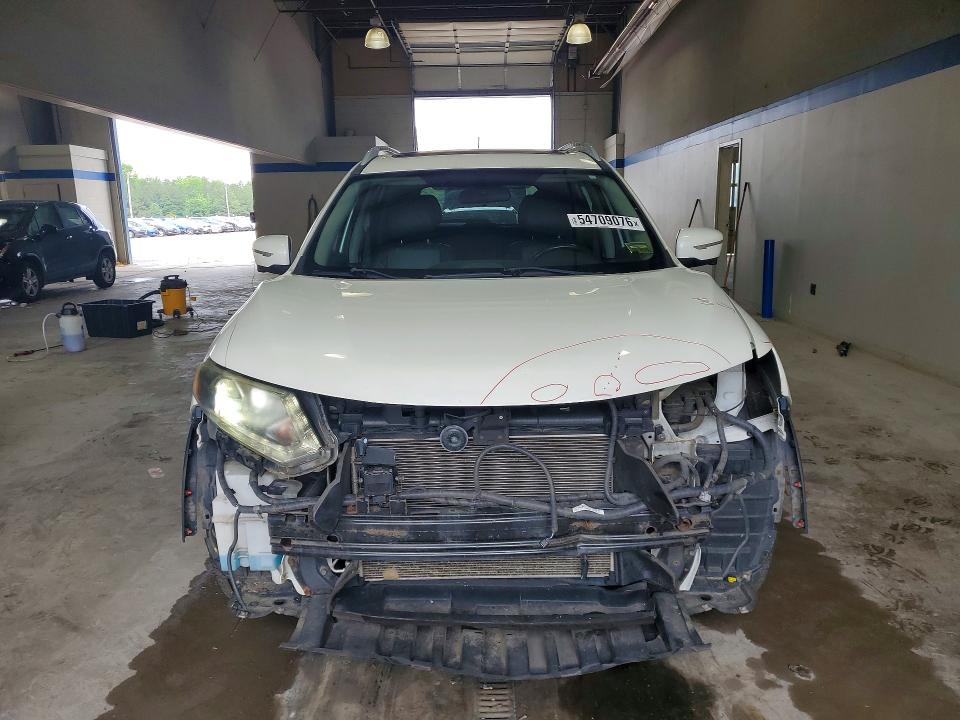Продажа на аукционе авто 2015 Nissan Rogue, vin: 5N1AT2MT4FC815543, номер лота: 54709076