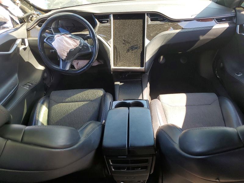 53281906 :رقم المزاد ، 5YJSA1E27JF280959 vin ، 2018 Tesla Model S مزاد بيع