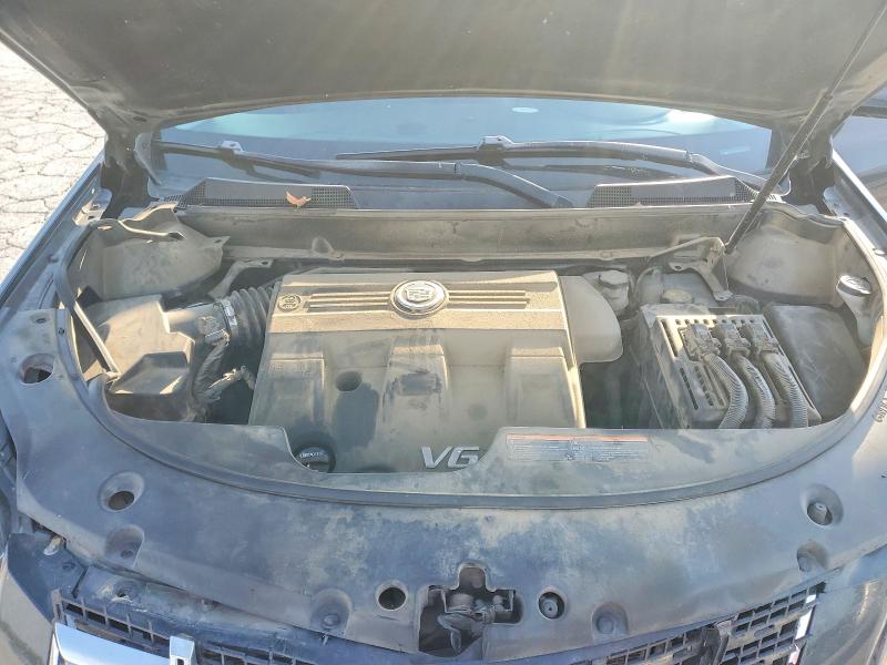53728226 :رقم المزاد ، 3GYFNAE33FS629400 vin ، 2015 Cadillac Srx مزاد بيع