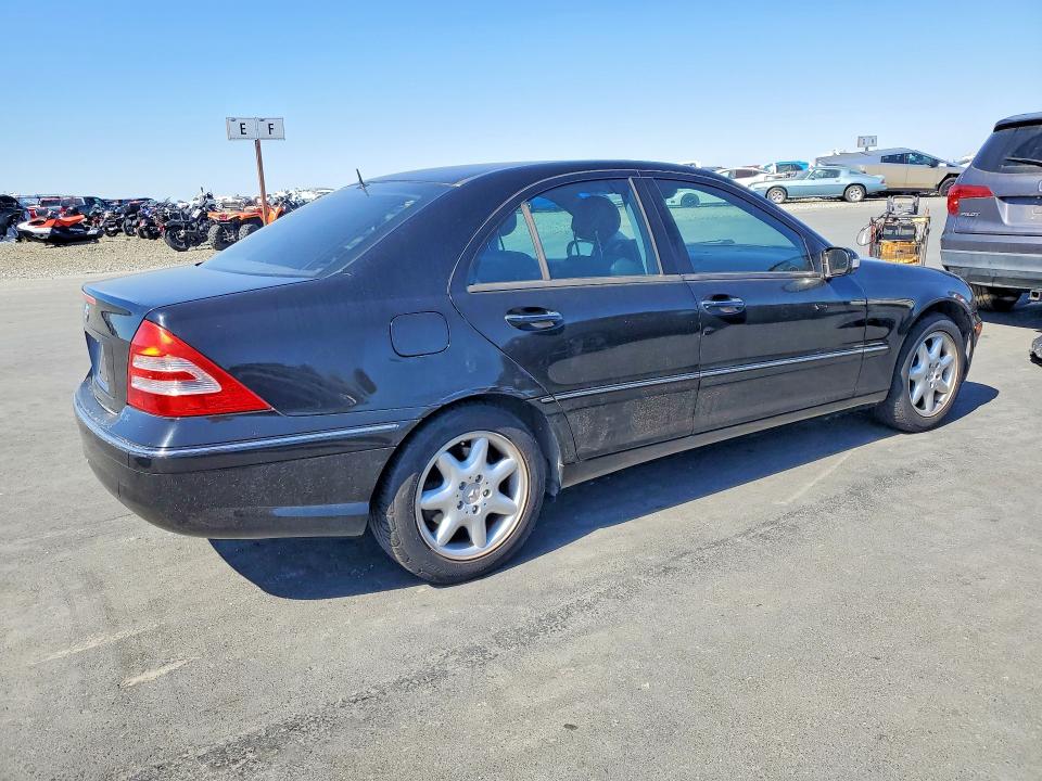 54148296 :رقم المزاد ، WDBRF64JX1F030602 vin ، 2001 Mercedes-benz C مزاد بيع