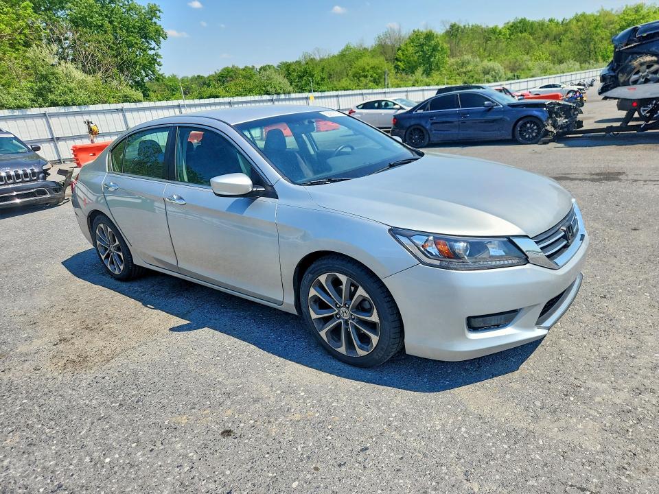 Продаж на аукціоні авто 2015 Honda Accord, vin: 1HGCR2F5XFA145147, номер лоту: 53918716