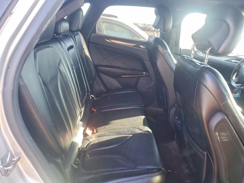 53063426 :رقم المزاد ، 5LMCJ2A94FUJ29484 vin ، 2015 Lincoln Mkc مزاد بيع