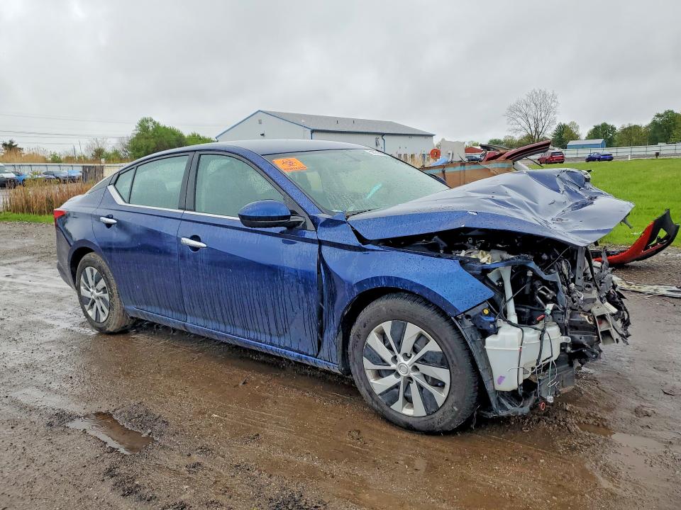 Продажа на аукционе авто 2020 Nissan Altima, vin: 1N4BL4BV2LC205618, номер лота: 52331436