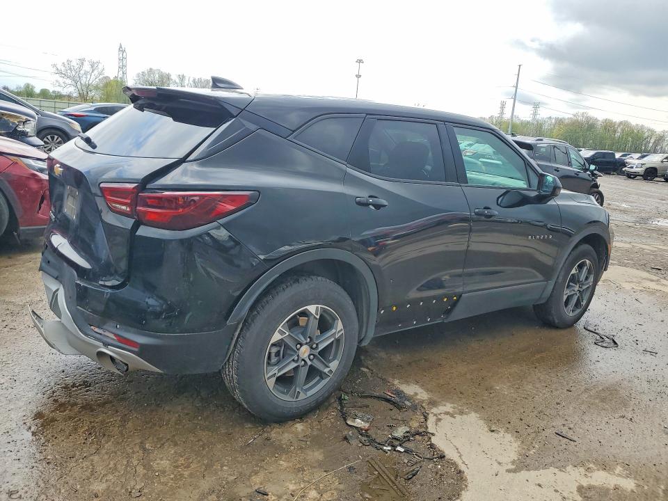 Продаж на аукціоні авто 2025 Chevrolet Blazer, vin: 3GNKBCR46SS141264, номер лоту: 52198776