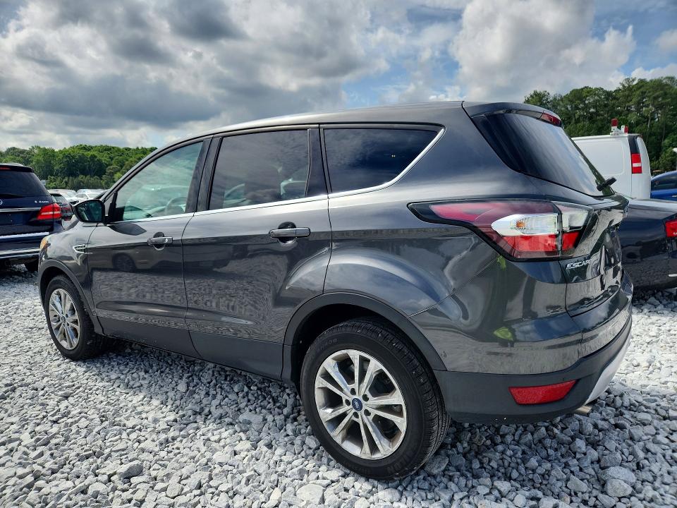 2017 Ford Escape მანქანა იყიდება აუქციონზე, vin: 1FMCU0GD1HUA52991, აუქციონის ნომერი: 55217416