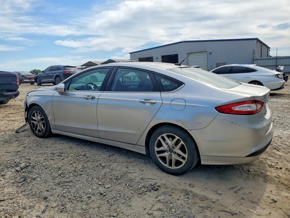 52162806 :رقم المزاد ، 3FA6P0H7XFR164586 vin ، 2015 Ford Fusion مزاد بيع