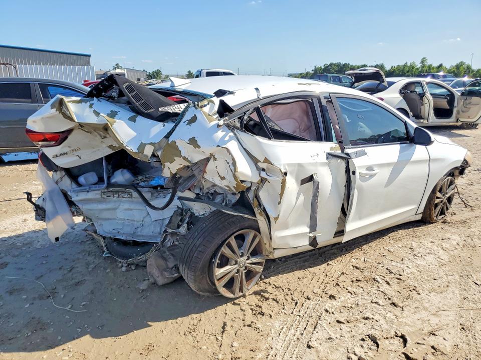 55248236 :رقم المزاد ، 5NPD84LFXHH207317 vin ، 2017 Hyundai Elantra مزاد بيع