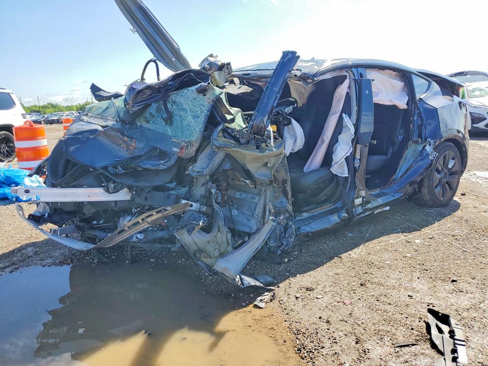 Aukcja sprzedaży 2024 Tesla Model Y, vin: 7SAYGDEEXRF117354, numer aukcji: 54601946