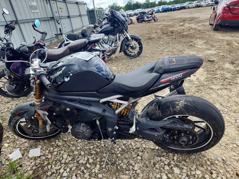 2022 Triumph Motorcycle Speed Triple მანქანა იყიდება აუქციონზე, vin: SMTP01ST0NTAZ5309, აუქციონის ნომერი: 53176796