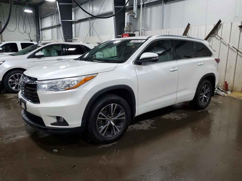 Auction sale of the 2016 Toyota Highlander, vin: 5TDJKRFH5GS352739, lot number: 55609116