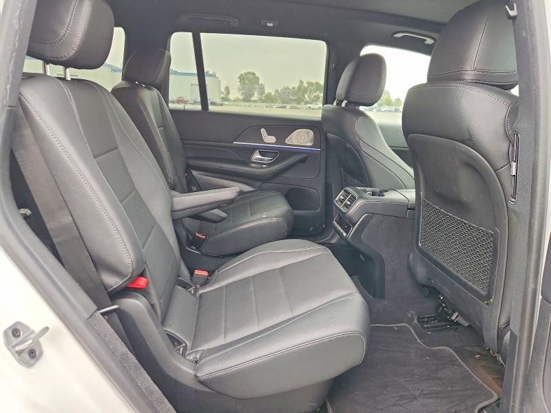 Продажа на аукционе авто 2024 Mercedes-benz Gls, vin: 4JGFF5KE5RB037623, номер лота: 53927816