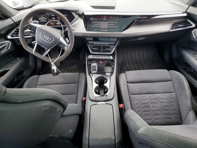 2022 Audi E-tron Gt მანქანა იყიდება აუქციონზე, vin: WAUEJBFW5N7010562, აუქციონის ნომერი: 52260186