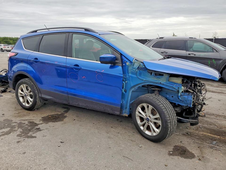 Продажа на аукционе авто 2018 Ford Escape, vin: 1FMCU0HD4JUA53153, номер лота: 55353486