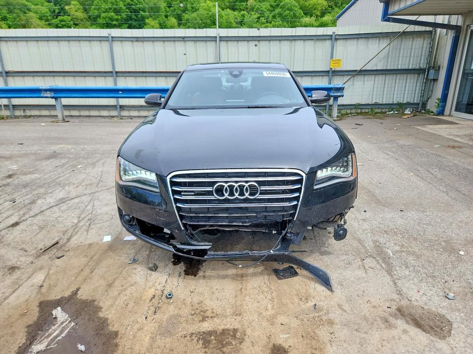 54469056 :رقم المزاد ، WAUAVAFD6BN016079 vin ، 2011 Audi A8 مزاد بيع