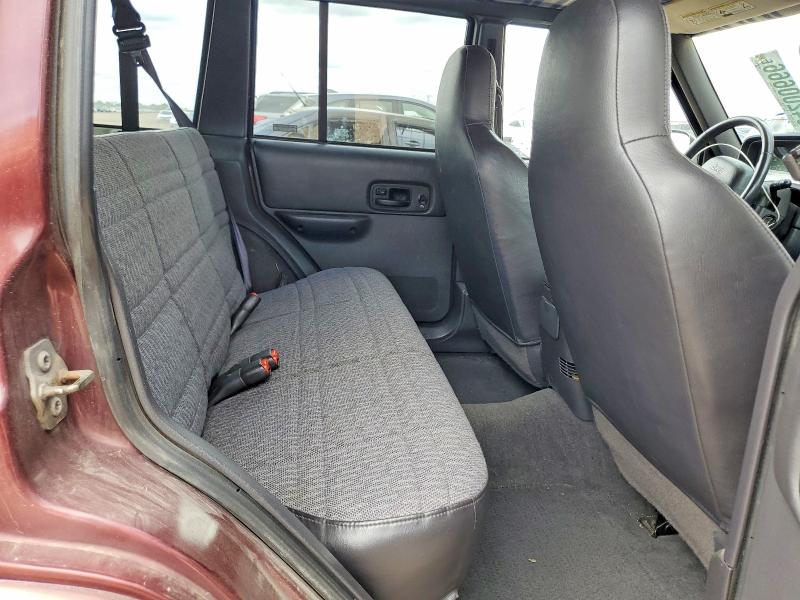 2001 Jeep Cherokee მანქანა იყიდება აუქციონზე, vin: 1J4FF48S31L523304, აუქციონის ნომერი: 54200666